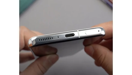 A Xiaomi mérnökei szerint 2022-ben jöhetnek az USB csatlakozó nélküli telefonok