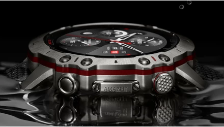 20 ATM vízállósággal mutatkozott be az Amazfit Falcon