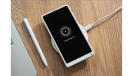 Jövőre érkeznek a 100W vezetékmentes töltésre képes telefonok?