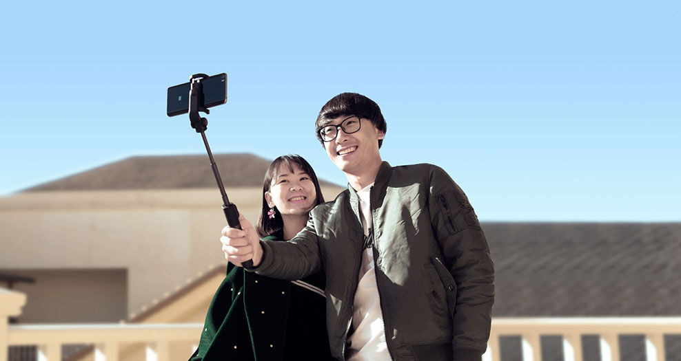 Xiaomi Mi Selfie Stick Tripod Bluetooth selfie bot